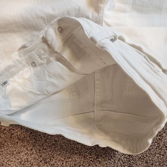 White Jegging - Picture 3 of 4